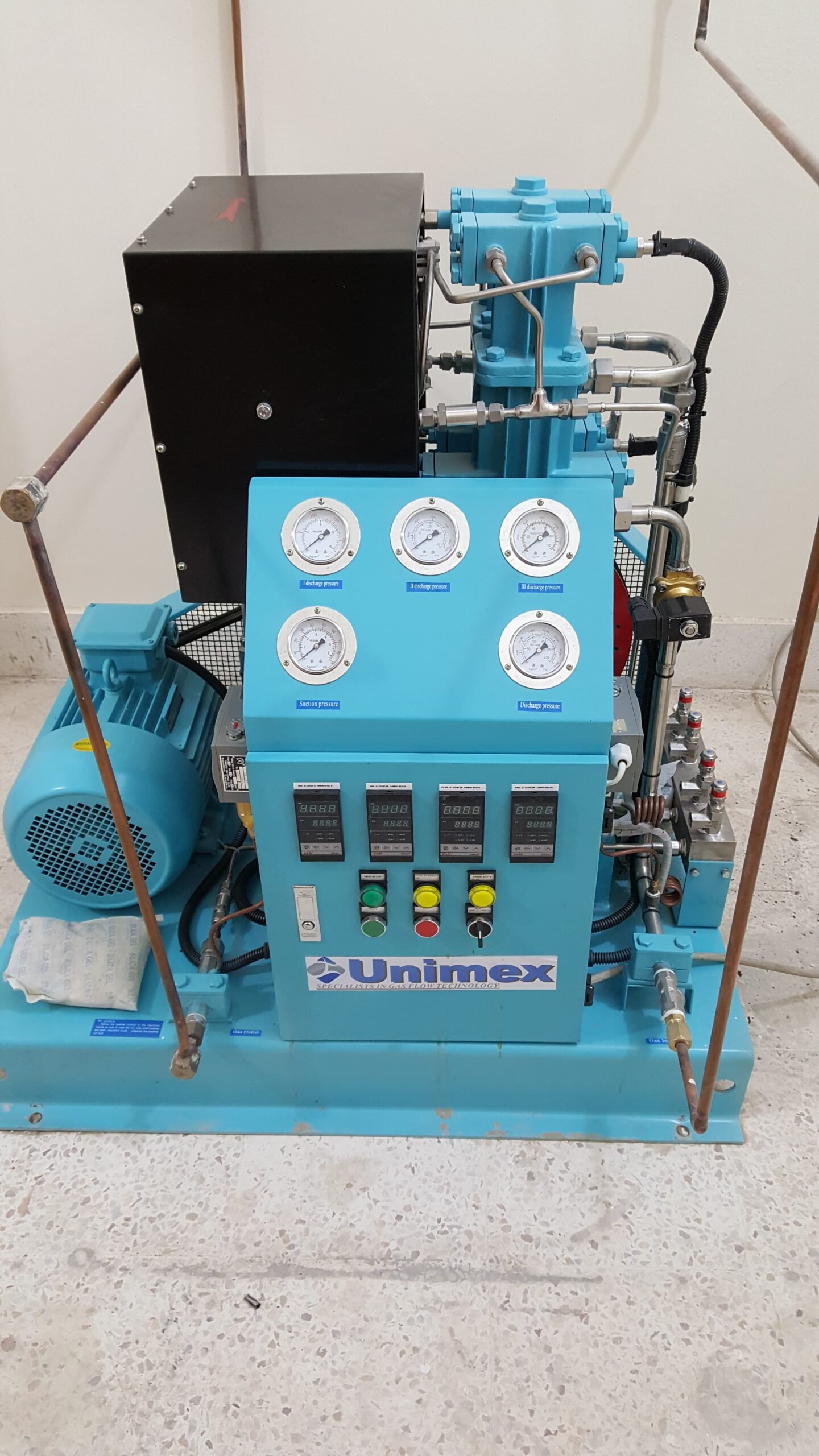 Booster-Compressor-Installed-at-Benazir-Hohpital-Quetta-scaled.jpg